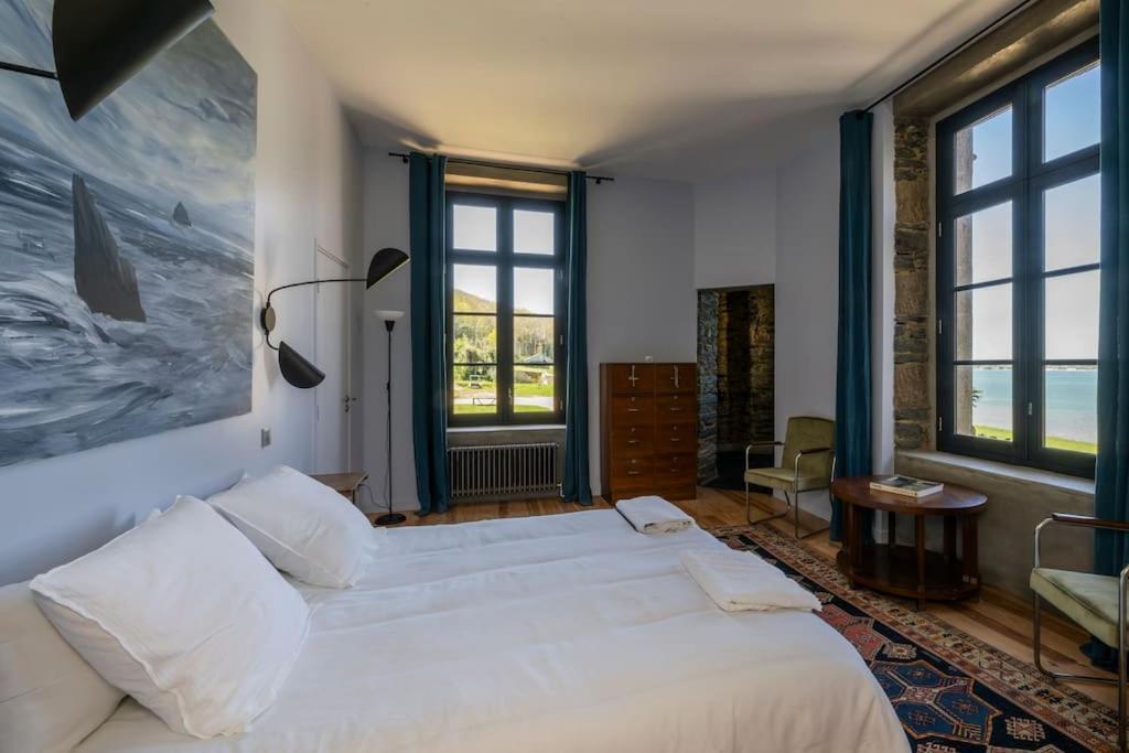 Chateau Au Bord De La Mer Carantec Esterno foto