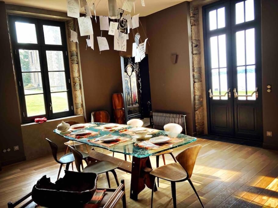 Chateau Au Bord De La Mer Carantec Esterno foto